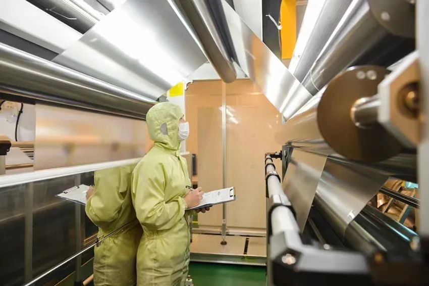 WFS行业资讯丨国风新材合肥在建项目拟扩建年产能350吨；激智科技迎来高速发展黄金期；恒坤股份光刻胶技术已达国际先进水平